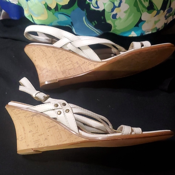 Nicole shoes - Picture 2 of 2